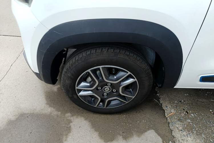 Used Renault E-Nuo 2019 e-Intelligent Model Left Front Wheel Hub