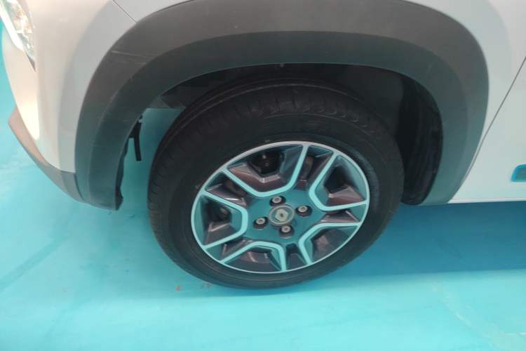 Used Renault E-Nuo 2019 e-Intelligent Model Left Front Wheel Hub