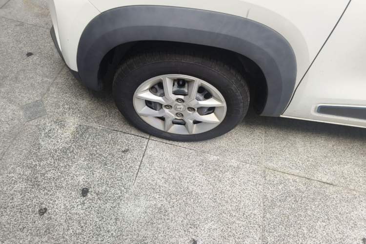 Used Renault E-Nuo 2019 e-Smart Model Left Front Wheel Hub