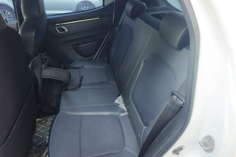 Used Renault E-Nuo 2019 e-Intelligent Model Left Rear Seat