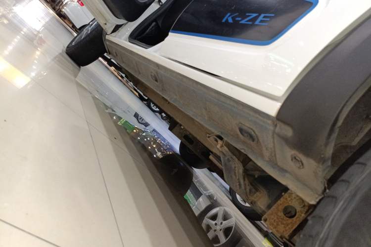Used Renault E-Nuo 2019 e-Intelligent Model Left Side Sill