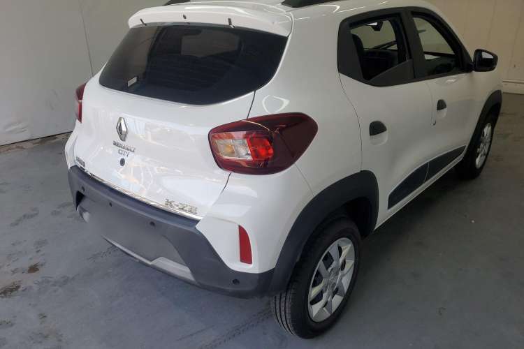 Used Renault E-Nuo 2019 e-Q model Rear Right 45 Deg