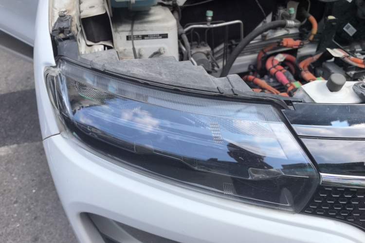 Used Renault E-Nuo 2019 e-Smart Model Right Front Headlight