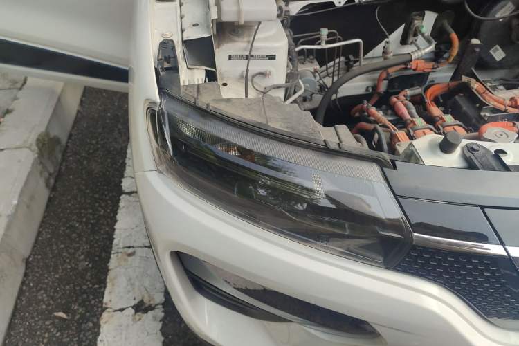 Used Renault E-Nuo 2019 e-Intelligent Model Right Front Headlight