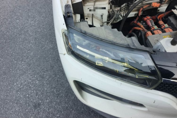 Used Renault E-Nuo 2019 e-Intelligent Model Right Front Headlight