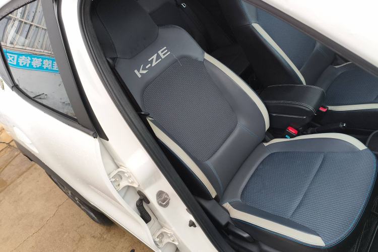 Used Renault E-Nuo 2019 e-Intelligent Model Right Front Seat