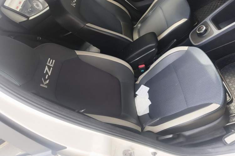 Used Renault E-Nuo 2019 e-Smart Model Right Front Seat