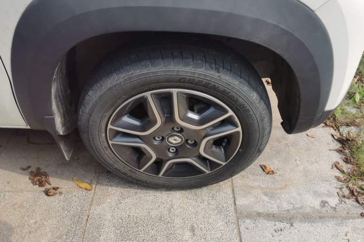 Used Renault E-Nuo 2019 e-Intelligent Model Right Front Wheel Hub