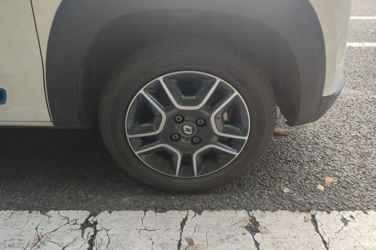 Used Renault E-Nuo 2019 e-Intelligent Model Right Front Wheel Hub