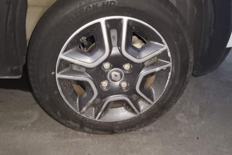 Used Renault E-Nuo 2019 e-Intelligent Model Right Front Wheel Hub