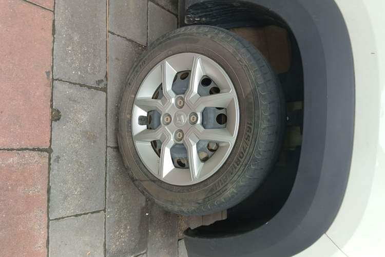 Used Renault E-Nuo 2019 e-Smart Model Right Front Wheel Hub