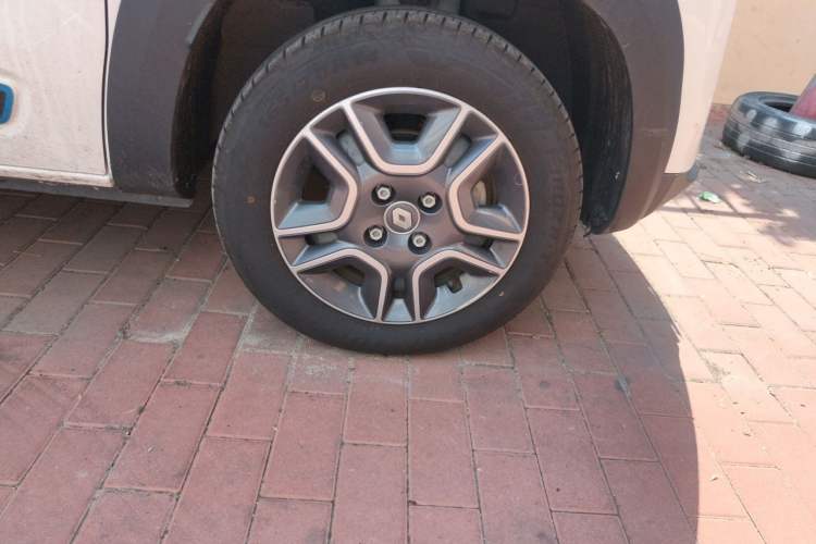 Used Renault E-Nuo 2019 e-Intelligent Model Right Front Wheel Hub