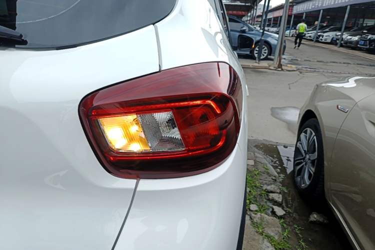 Used Renault E-Nuo 2019 e-Intelligent Model Right Rear Taillight