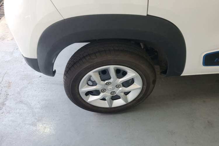 Used Renault E-Nuo 2019 e-Q model Right Rear Wheel Hub