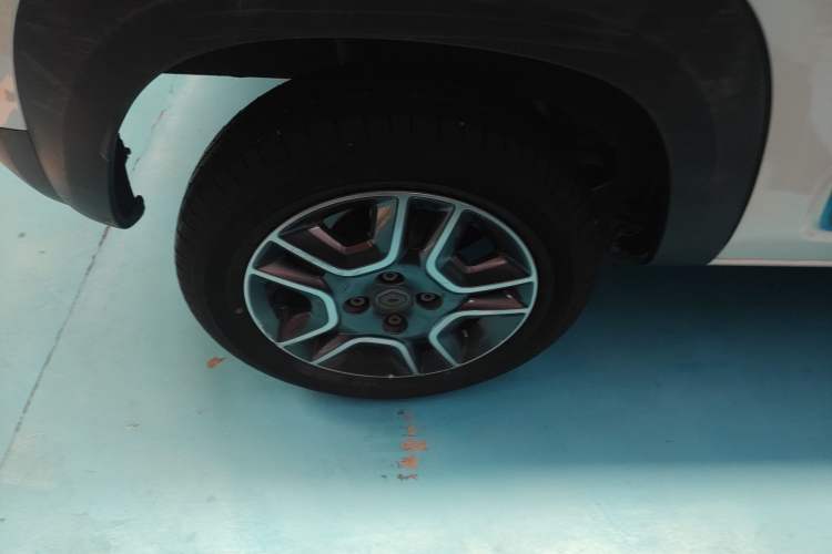 Used Renault E-Nuo 2019 e-Intelligent Model Right Rear Wheel Hub