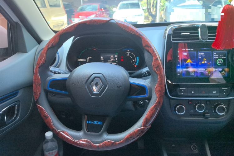 Used Renault E-Nuo 2019 e-Smart Model Steering Wheel