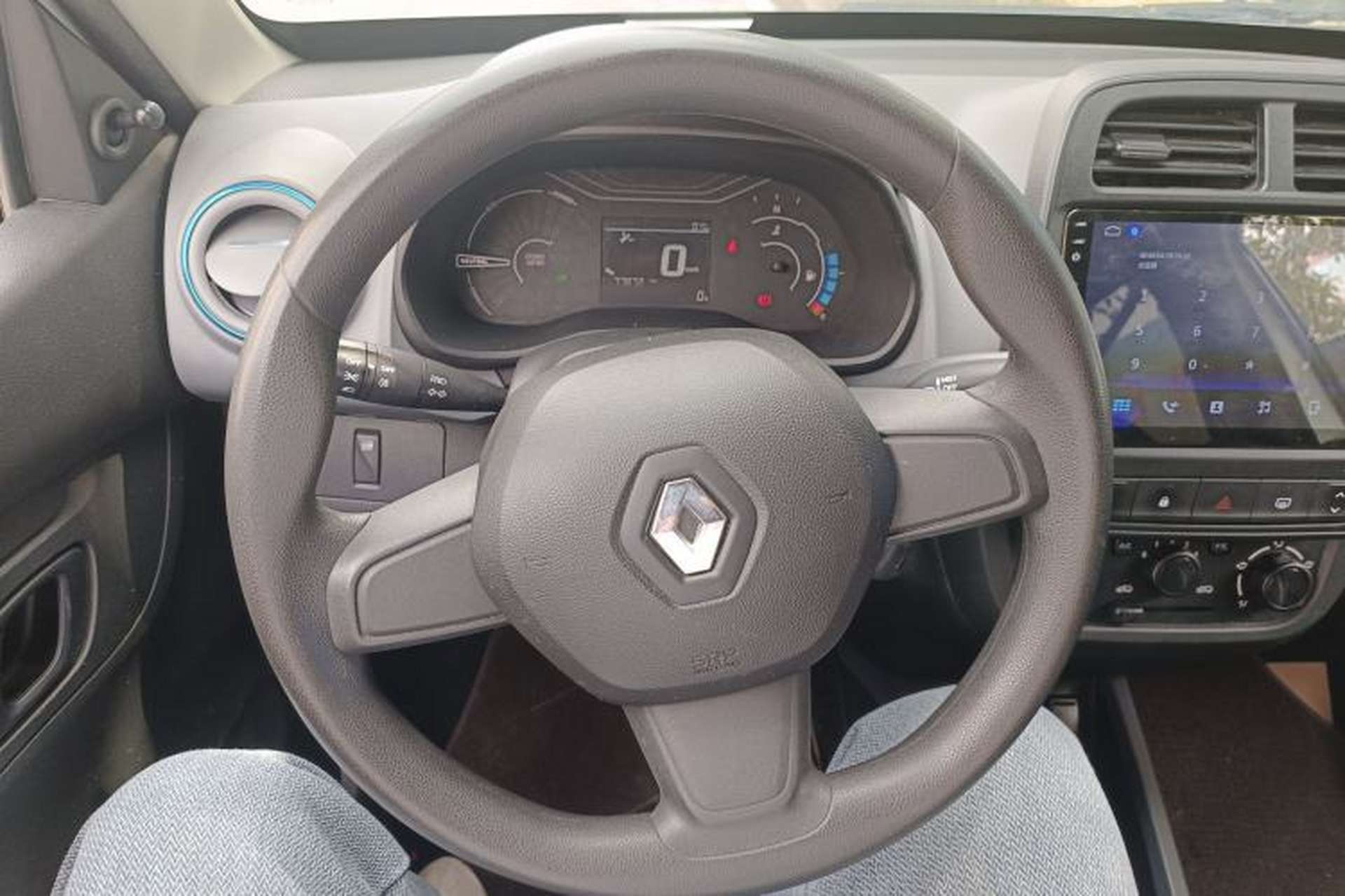 Used Renault E-Nuo 2019 e-Smart Model Steering Wheel