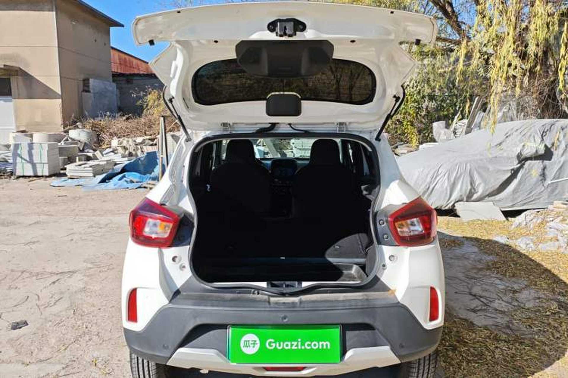 Used Renault E-Nuo 2019 e-Intelligent Model Trunk