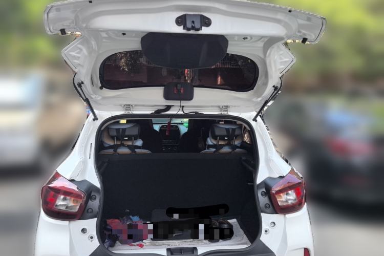 Used Renault E-Nuo 2019 e-Smart Model Trunk