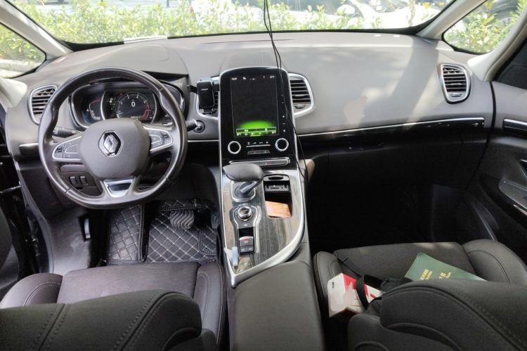 Used Renault Espace Classic 2018 TCe 300 Comfort Edition Center Console