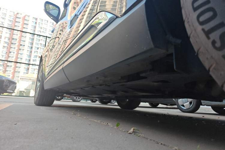 Used Renault Espace Classic 2018 TCe 300 Prestige Edition Chassis Rear Left