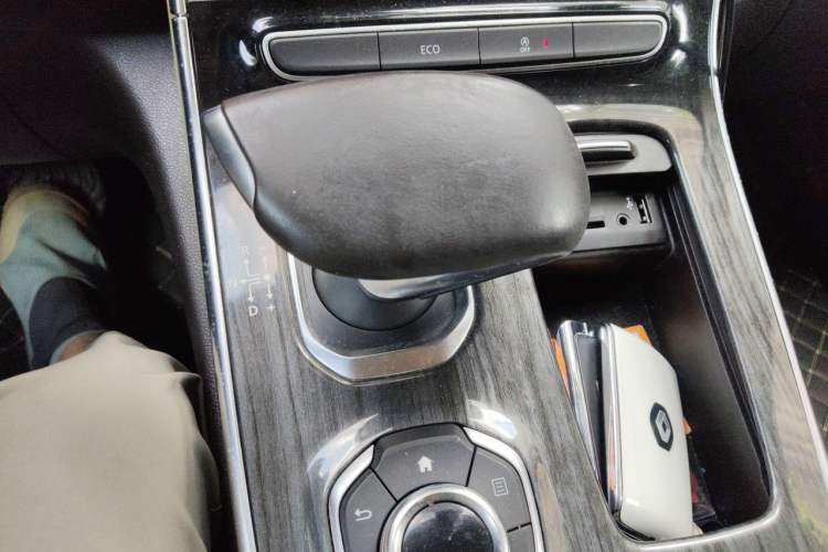 Used Renault Espace Classic 2018 TCe 300 Comfort Edition Gear Lever