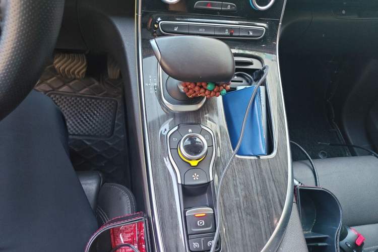Used Renault Espace Classic 2018 TCe 300 Prestige Edition Gear Lever