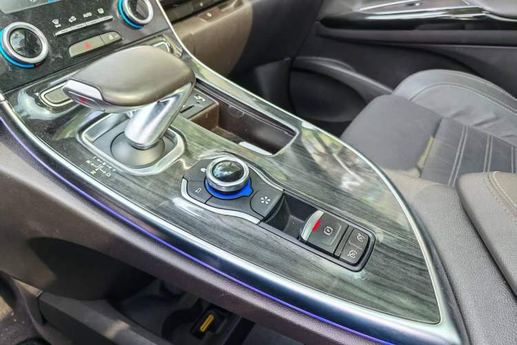 Used Renault Espace Classic 2018 TCe 300 Prestige Edition Interior 2