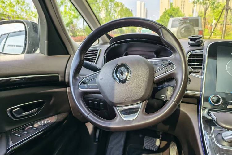 Used Renault Espace Classic 2018 TCe 300 Prestige Edition Interior 4