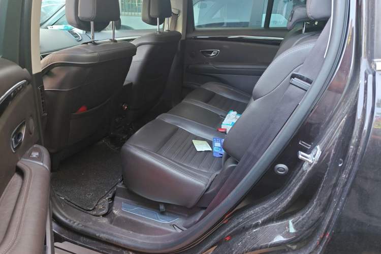 Used Renault Espace Classic 2018 TCe 300 Prestige Edition Left Rear Seat
