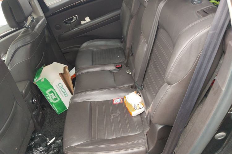 Used Renault Espace Classic 2018 TCe 300 Prestige Edition Left Rear Seat