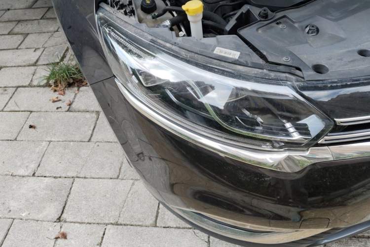 Used Renault Espace Classic 2018 TCe 300 Comfort Edition Right Front Headlight