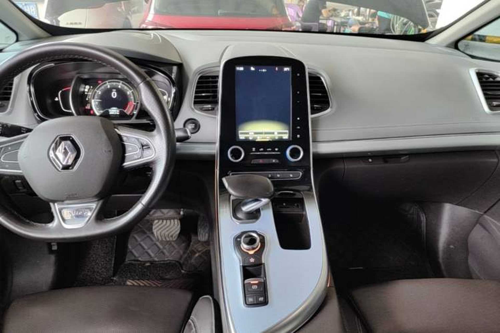 Used Renault Espace Classic 2018 TCe 300 Yason Paris Edition Audio And AC Panel
