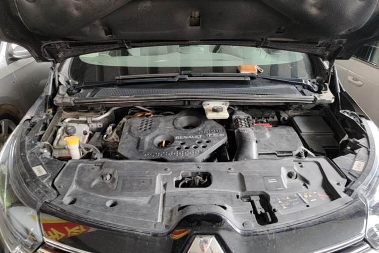 Used Renault Espace Classic 2018 TCe 300 Yason Paris Edition Engine Bay