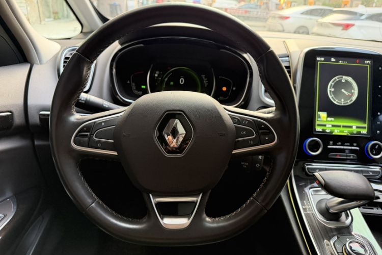 Used Renault Espace Classic 2018 TCe 300 Prestige Edition Interior 10