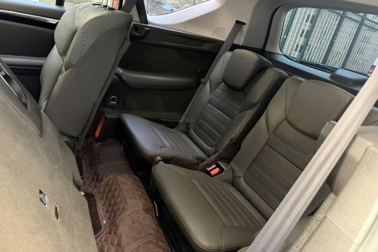 Used Renault Espace Classic 2018 TCe 300 Prestige Edition Interior 7