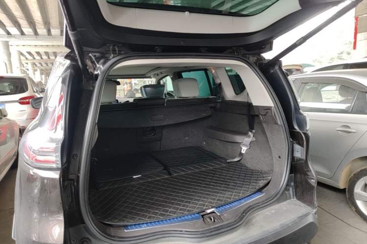 Used Renault Espace Classic 2018 TCe 300 Yason Paris Edition Trunk