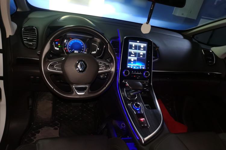 Used Renault Espace Classic 2018 TCe 300 Prestige Edition Center Console