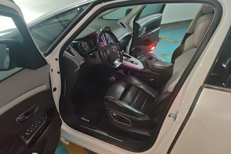 Used Renault Espace Classic 2018 TCe 300 Yason Paris Edition Driver Seat
