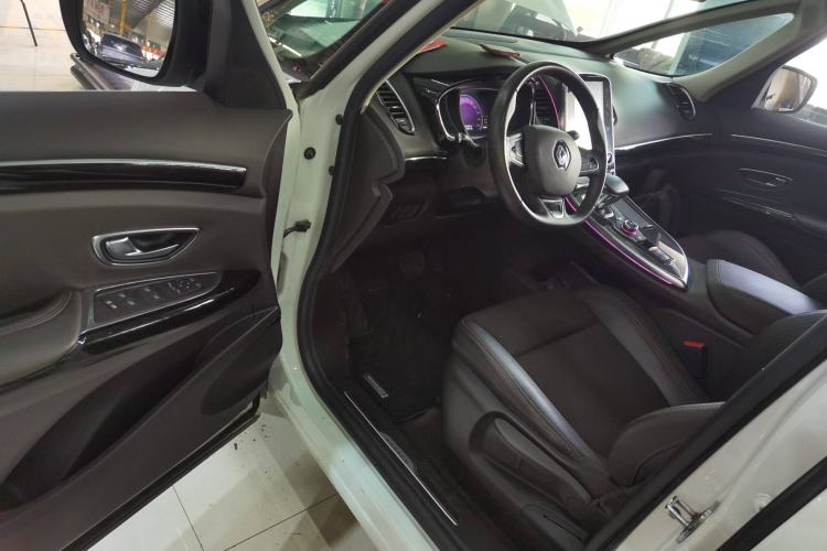 Used Renault Espace Classic 2018 TCe 300 Comfort Edition Driver Seat