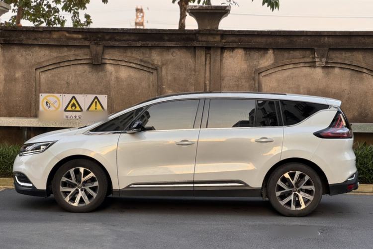 Used Renault Espace Classic 2018 TCe 300 Prestige Edition Exterior 5