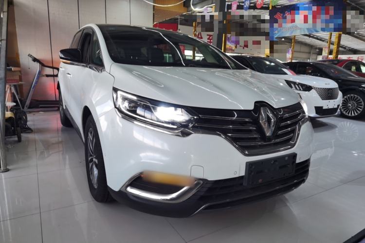 Used Renault Espace Classic 2018 TCe 300 Comfort Edition Front Right 45 Deg