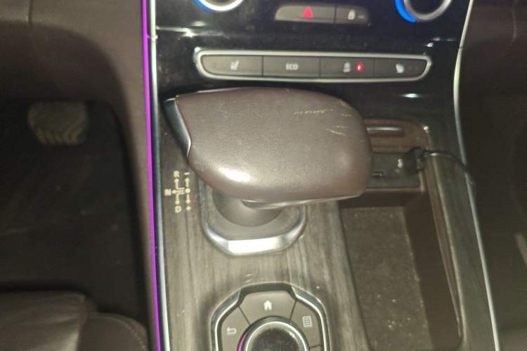 Used Renault Espace Classic 2018 TCe 300 Prestige Edition Gear Lever