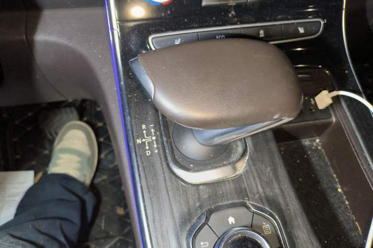 Used Renault Espace Classic 2018 TCe 300 Prestige Edition Gear Lever