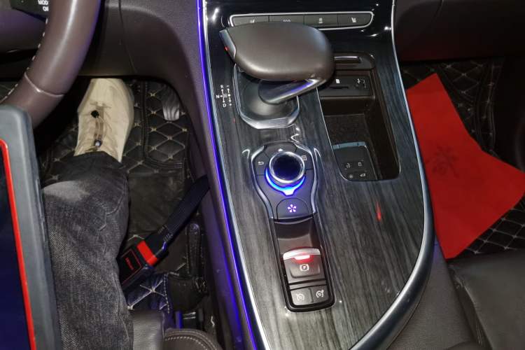 Used Renault Espace Classic 2018 TCe 300 Prestige Edition Gear Lever
