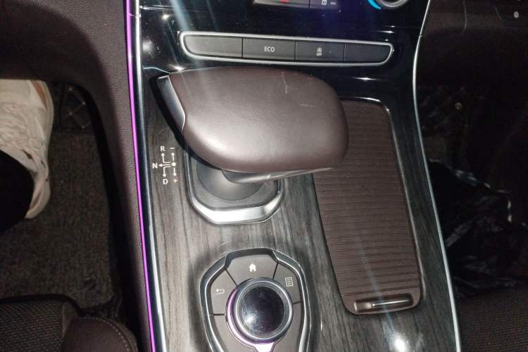 Used Renault Espace Classic 2018 TCe 300 Comfort Edition Gear Lever