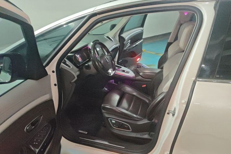 Used Renault Espace Classic 2018 TCe 300 Yason Paris Edition Left Front Seat
