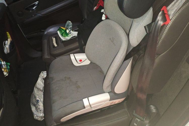 Used Renault Espace Classic 2018 TCe 300 Prestige Edition Left Rear Seat