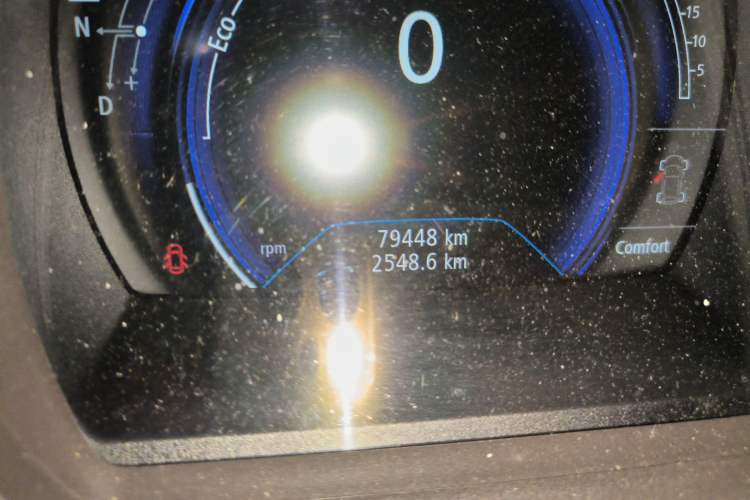 Used Renault Espace Classic 2018 TCe 300 Prestige Edition Odometer Close Up