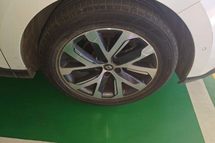 Used Renault Espace Classic 2018 TCe 300 Prestige Edition Right Front Wheel Hub